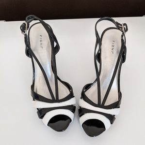 Size 5 black/white heels
